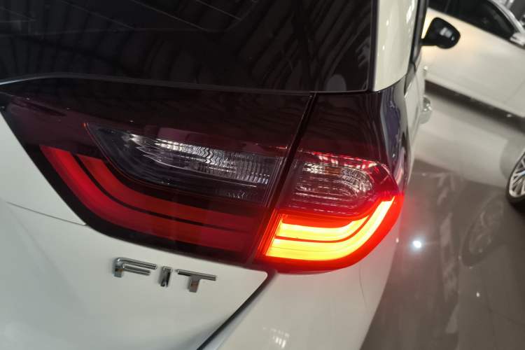 Used Honda Fit 2021 1.5L CVT Trendy Sports Edition
