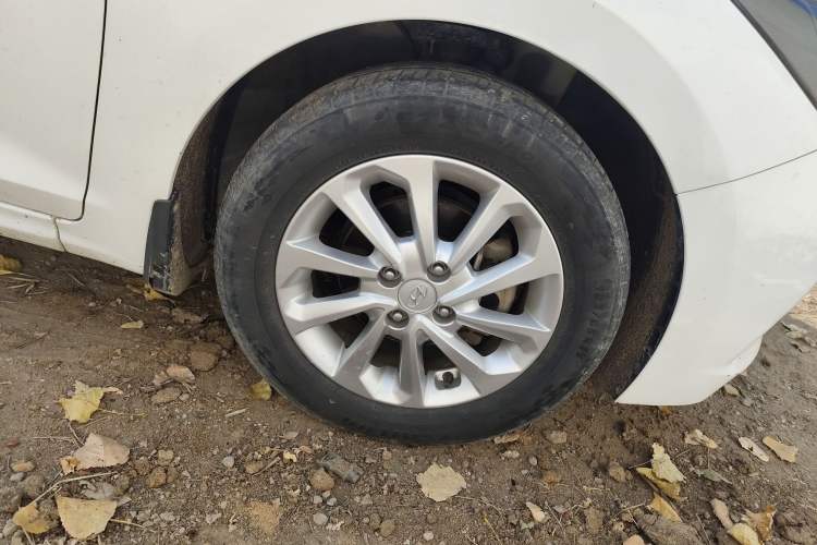 Used Hyundai Verna 2016 1.4L Manual Cool Edition GLS
