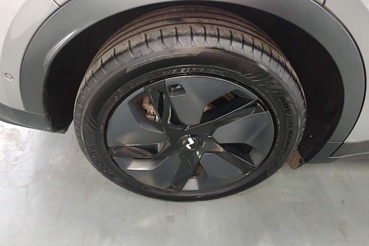 Used ONVO L60 2024 60 kWh Rear-Drive Version