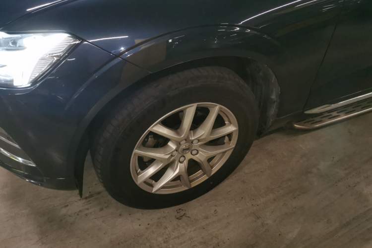 Used Volvo XC60 2021 T5 4x4 Smart Luxury Edition