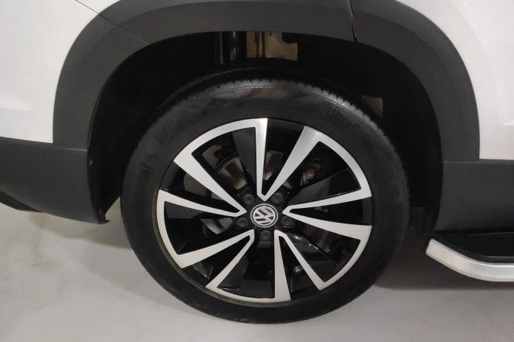 Used Volkswagen Tharu 2019 280TSI Two-Wheel Drive Luxury Version China VI Standard
