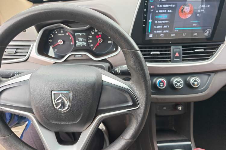 Used Baojun 310W 2017 1.5L Manual Comfort Model China V Standard