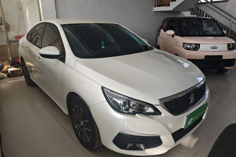 Used Peugeot 308 2016 1.6L Manual Fashion Edition
