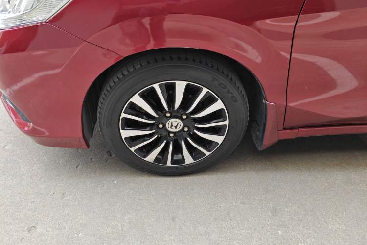 Used Honda Crider 2013 1.8L automatic comfort version
