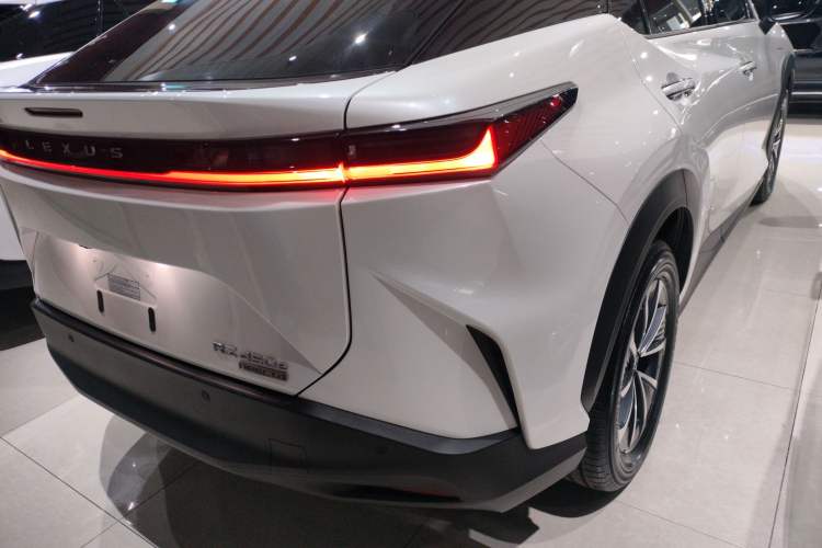 Used Lexus RZ 2023 450e All-Wheel Drive Luxury Edition
