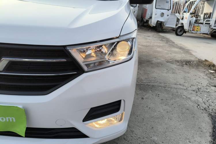 Used Wuling Hongguang 2021 1.5L Facelifted S Comfort Version with Electric Power Steering LAR
