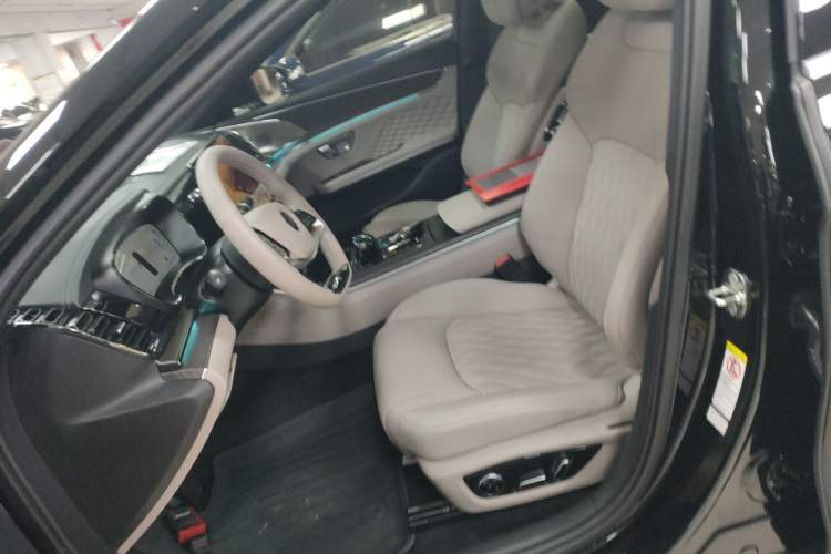 Used BYD Han 2024 DM-i Glory Edition 121KM Premium Model
