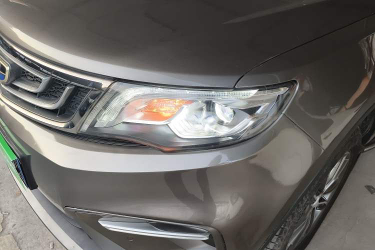 Used Geely Auto Emgrand X7 Sport 2018 1.8TD Automatic Two-Wheel Drive Smart Connect 4G Internet Edition