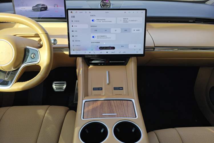 Used Hima Luxeed R7 2025 Extended-Range 331km Ultra