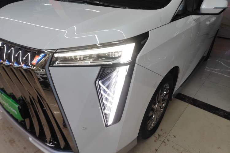 Used GAC Trumpchi M8 2023 Zongshi Series Dual-Motor Supreme Edition