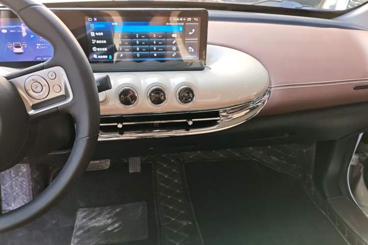 Used Wuling Bingo 2024 333 km Enjoyment Version
