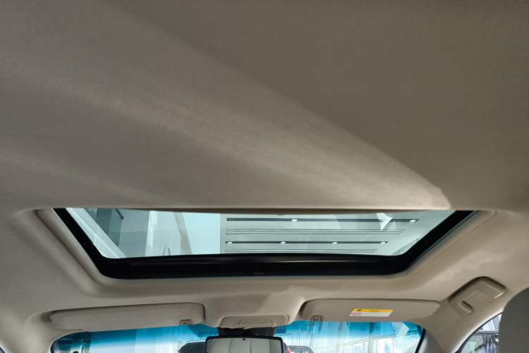 Used Buick GL8 2018 28T Luxury Model China VI Standard