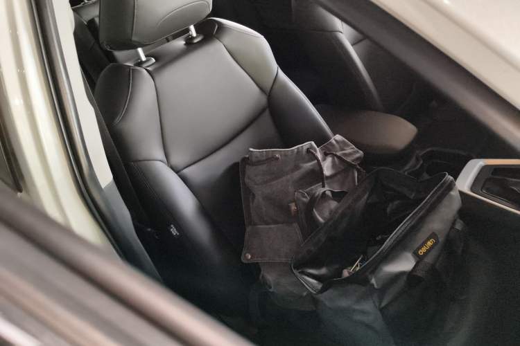 Used Toyota RAV4 2020 2.0L CVT Two-Wheel Drive Fashion Edition