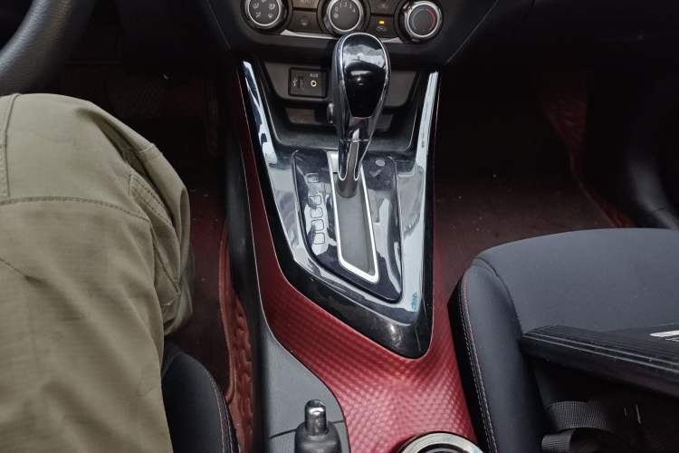 Used Nissan Lannia 2016 1.6L CVT Cool Edition
