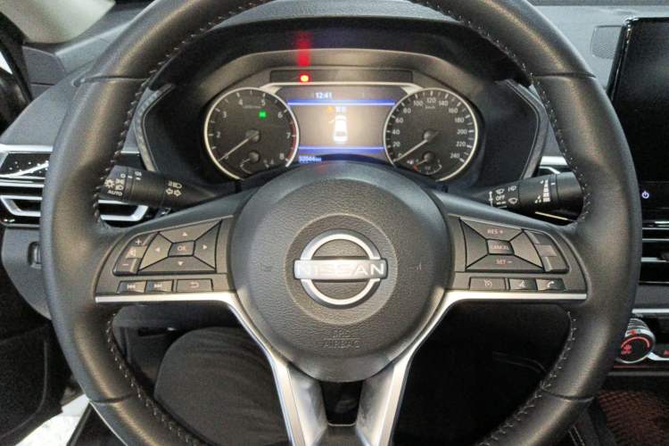 Used Nissan Teana 2024 2.0L XE Genuine Edition
