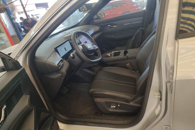 Used Dongfeng Aeolus L7 New Energy 2024 205 Air