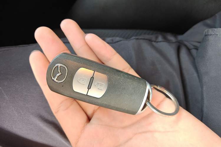 Used Mazda Mazda 3 Axela 2017 Hatchback 1.5L Automatic Comfort Model Emission Standard China V
