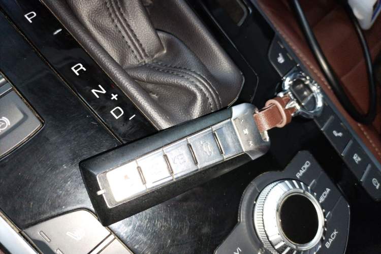 Used Wey VV7 2017 2.0T Flagship Edition
