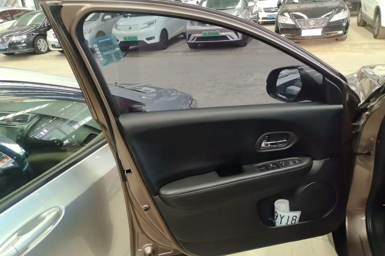 Used Honda XR-V 2015 1.5L LXi CVT Classic Edition
