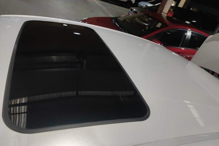 Used Lexus ES 2015 300h Comfort Edition