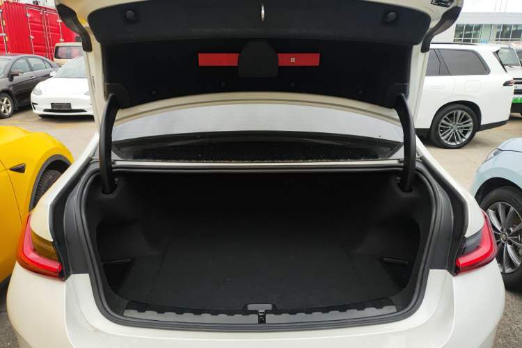 Used BMW i3 2024 eDrive 35 L