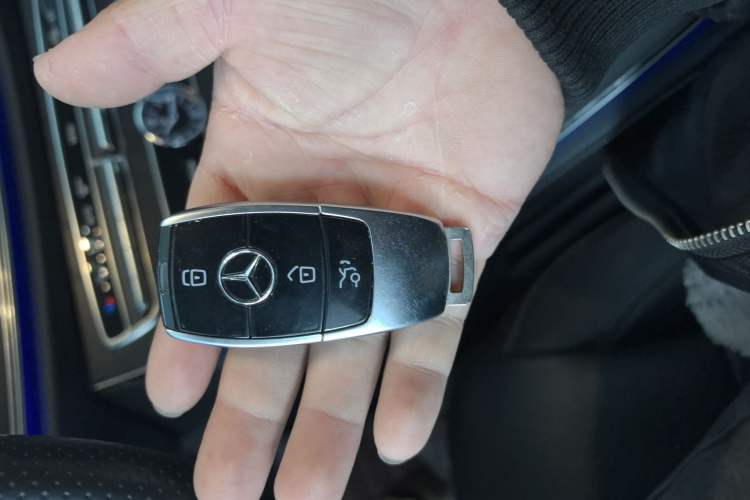 Used Mercedes-Benz E-Class 2019 Restyled E 300 L Sporty and Stylish Edition
