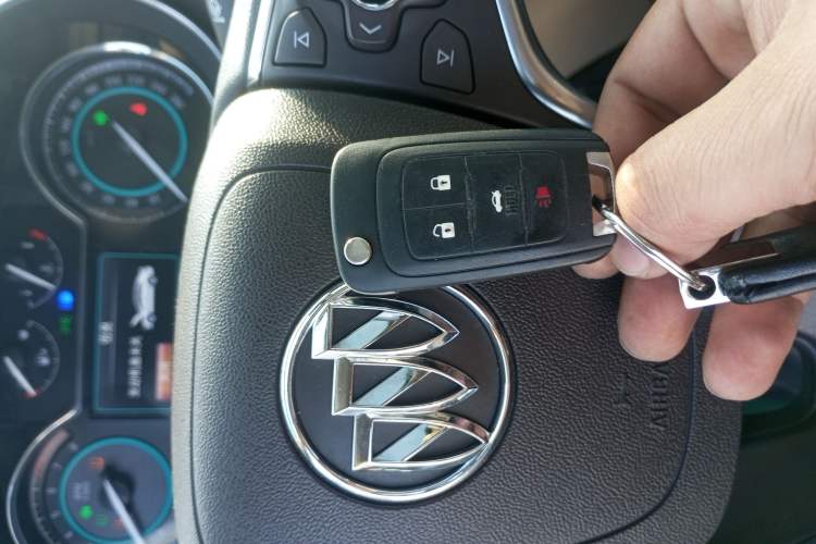 Used Buick Regal 2015 2.0L Elite Fashion Edition
