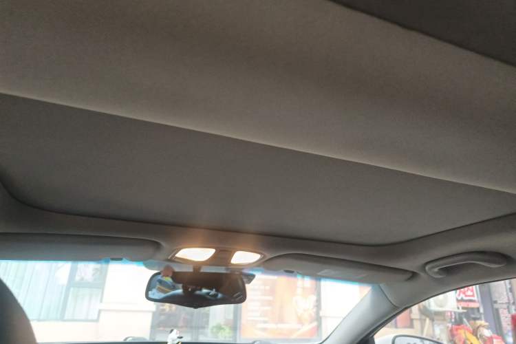 Used Hyundai Sonata 2014 2.4L Automatic Leading Edition China IV Standard
