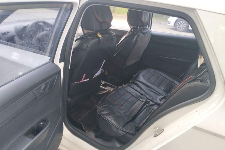 Used Skoda Fabia 2017 1.4L Automatic Car Enjoy Edition
