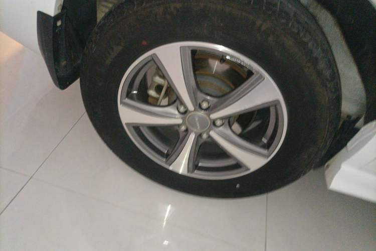 Used Haval H6 2015 Upgraded Model 1.5T Manual Two-Wheel Drive Elite Version
