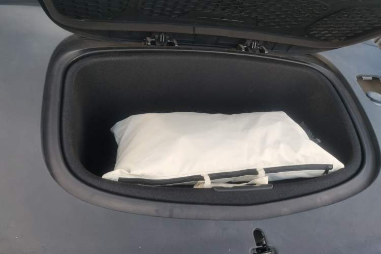 Used  LS7 2023 90 kWh Elite Rear-Drive Version