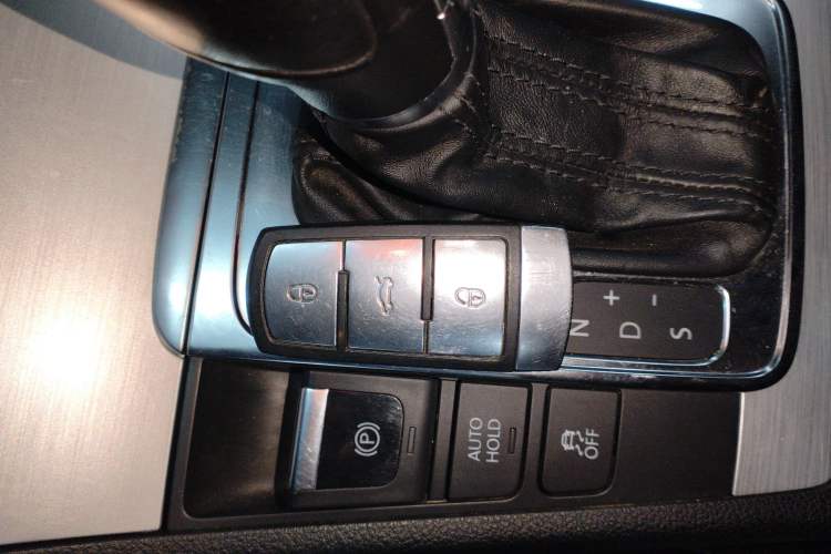 Used Volkswagen Magotan 2016 1.8TSI Smart Comfort Model