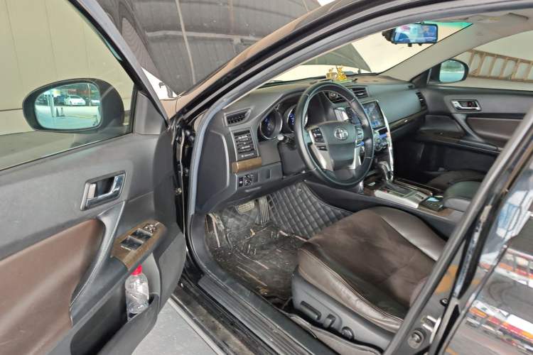 Used Toyota Reiz 2013 2.5V Shangrui Edition
