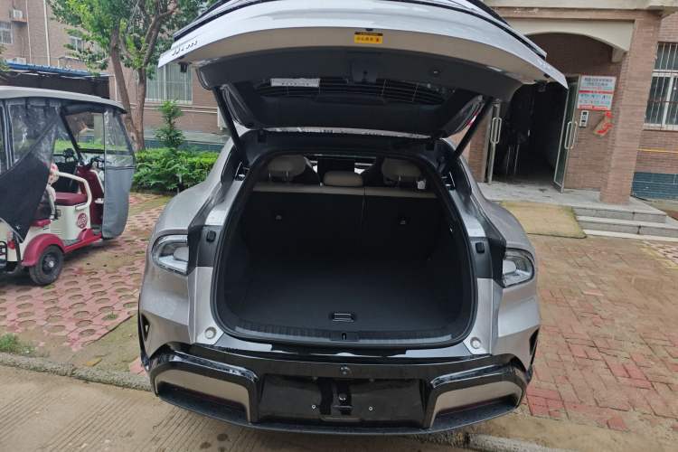 Used  YU7 2025 Ultra-Long Range Rear-Wheel Drive Version
