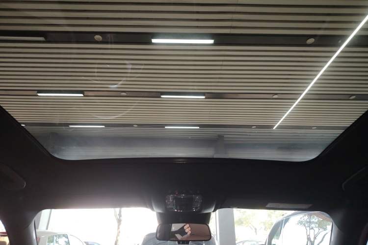 Used Mercedes-Benz GLB 2024-Year Restyled GLB 200 Dynamic Edition
