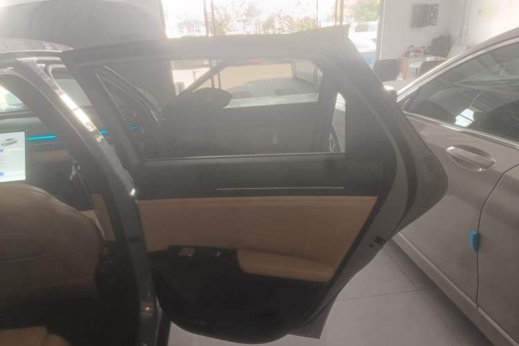 Used  L6 2023 60km PLUS
