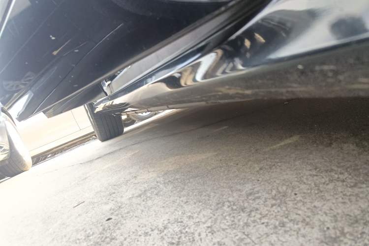 Used Mercedes-Benz R-Class 2011 R 300 L Business Model