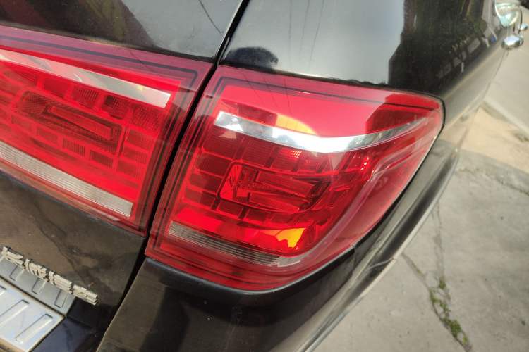 Used Haval H6 2015 Sport Edition 1.5T Automatic Two-Wheel Drive Luxury Model
