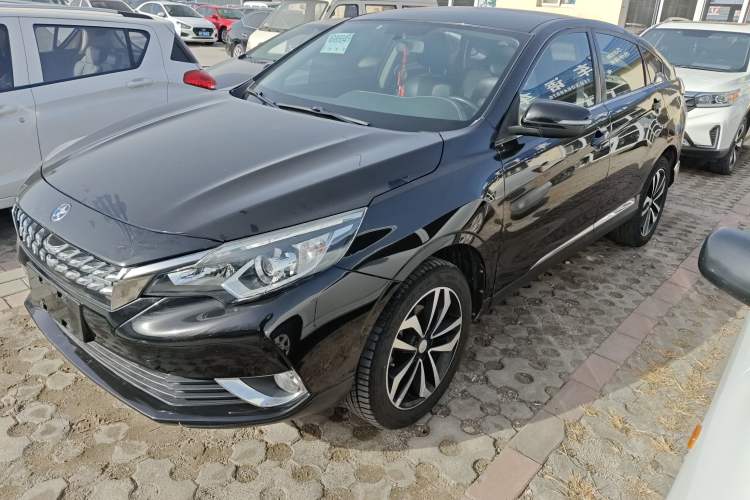 Used Venucia T90 2017 2.0L Manual ChenShang Edition
