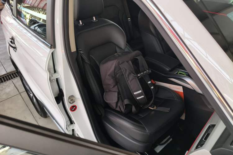 TDK.VehicleDetails.img