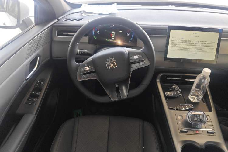 Used BYD Qin PLUS 2025 DM-i Smart Drive 55KM Leading Model