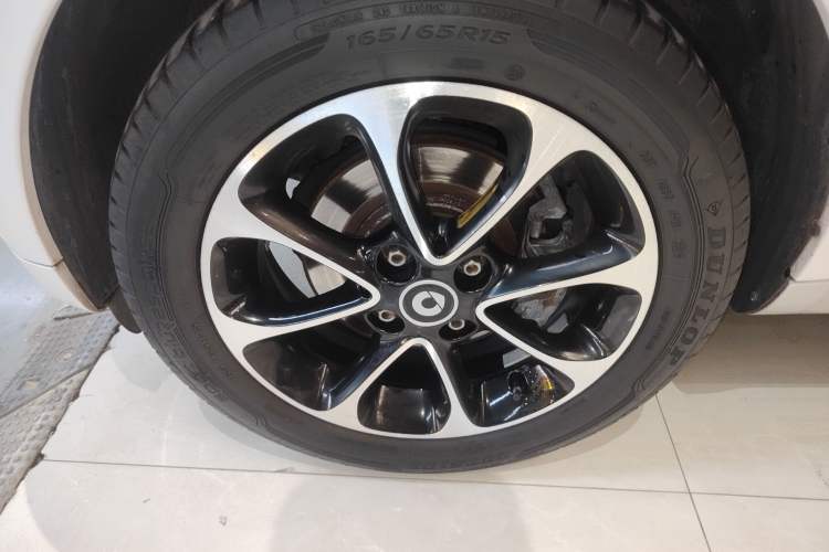 Used  fortwo 2015 1.0L 52 kW Hardtop Passion Edition
