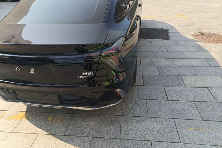 Used Hongqi H6 2023 2.0T ZhiShang Version