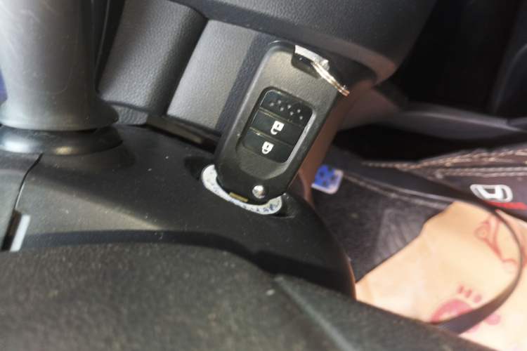 Used Honda Fit 2016 1.5L LXS CVT Comfort Sunroof Version