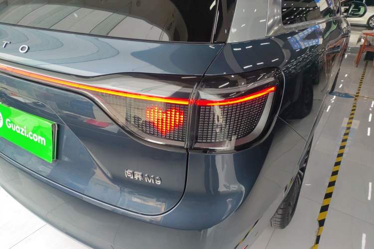 Used Hima AITO M9 2024 Range-Extended Ultra Version 52 kWh 5-Seater Model