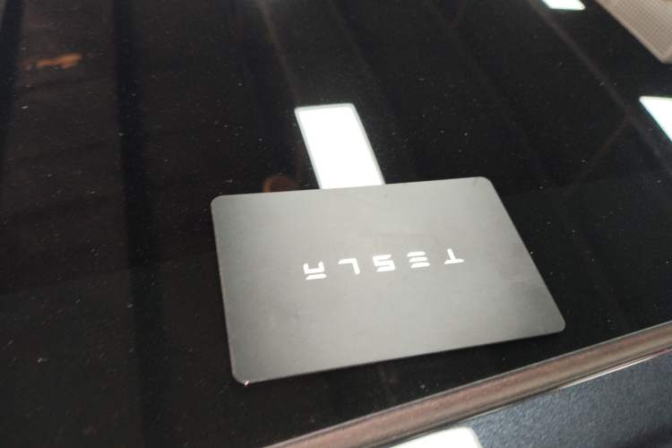 Used Tesla Model Y 2024 Long-Range All-Wheel-Drive Version