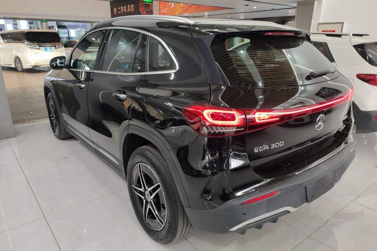 Used Mercedes-Benz EQA 2022 EQA 300 4MATIC Launch Edition
