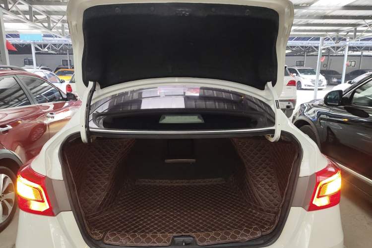 Used Nissan Sylphy 2016 1.6 XL CVT Luxury Edition
