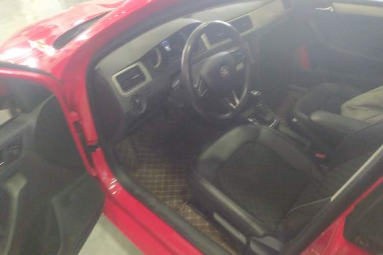 Used Skoda Rapid Spaceback 2018 1.6L Automatic Comfort Edition