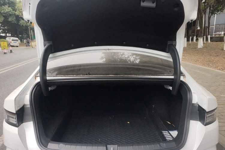 Used BYD Destroyer 05 2024 HONOR Edition DM-i 55KM Luxury Model